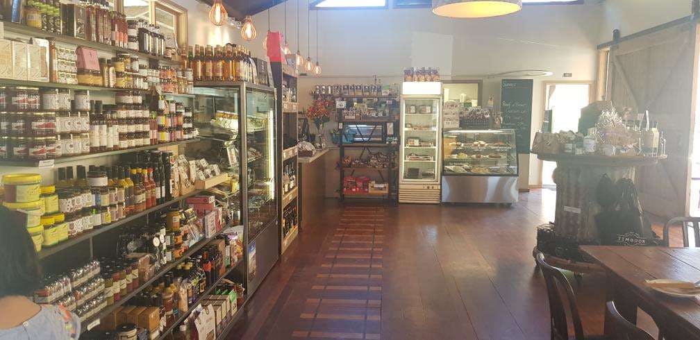 Thornbury VIC Tourism Cairns