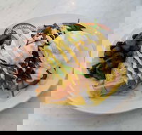 Jamaica Blue - Rockingham - Tourism Cairns