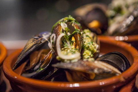 Ray's Cafe - Tourism Cairns 0