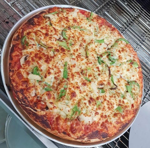 Slices @ Andy's - Tourism Cairns 0