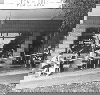 Fox And Bird Cafe - Tourism Cairns