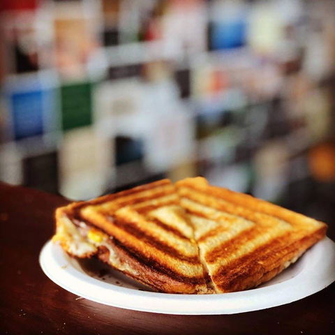 Get Toasted - Tourism Cairns 0