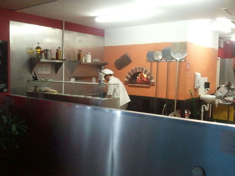 Mamma Mia Pizzeria - Tourism Cairns 0