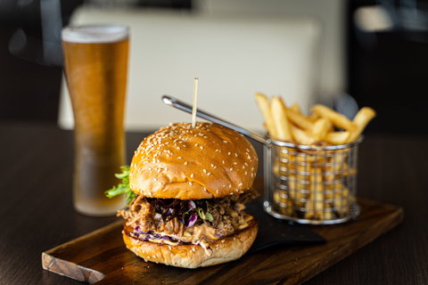 Pebbles Restaurant And Spike Bar - Tourism Cairns 1