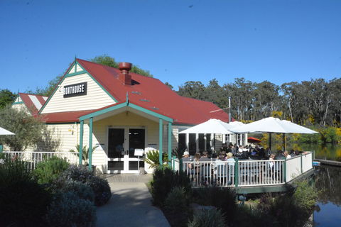 The Boathouse Restaurant At Lake Daylesford - Tourism Cairns 0