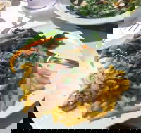 Mike's Grill The Royal Hotel - Tourism Cairns