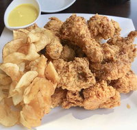 Momo Chicken  Beer - Tourism Cairns