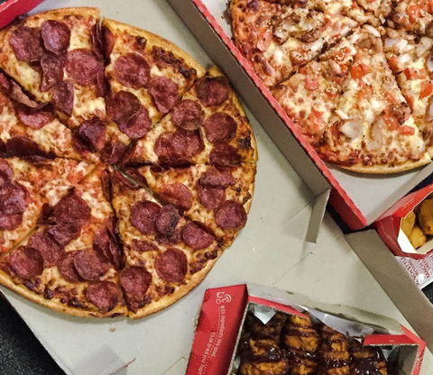 Pizza Hut - Melton - Tourism Cairns 0