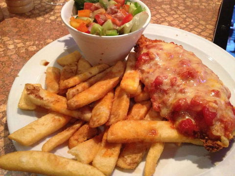 Queen's Steakhouse - Tourism Cairns 0