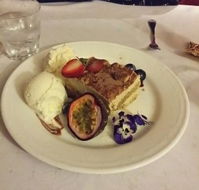 Anna's Restaurant - Tourism Cairns