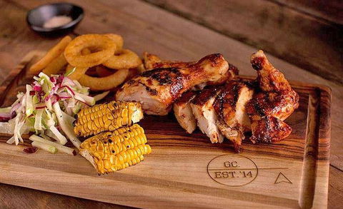 Clifford's Grill & Lounge - Tourism Cairns 4