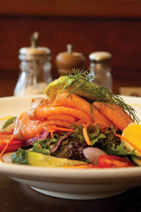 Charlani's - Tourism Cairns 0