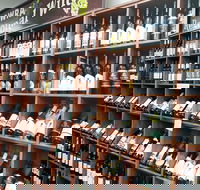 Cowra Visitor Information Centre Wine Selection - Tourism Cairns