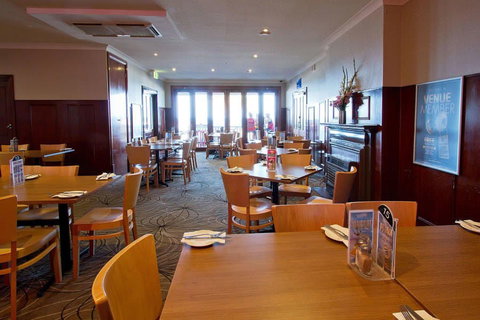 Fairview Chicken & Seafood - Tourism Cairns 0