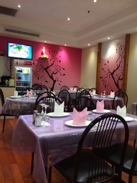 Pink Palate Restaurant - Tourism Cairns 0