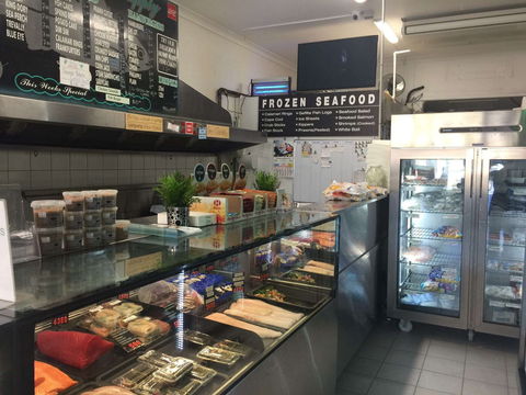 Ripponlea Fish Supply - Tourism Cairns 0