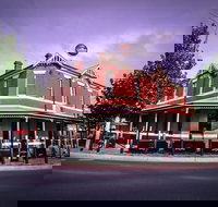 The City Oval Hotel - Tourism Cairns