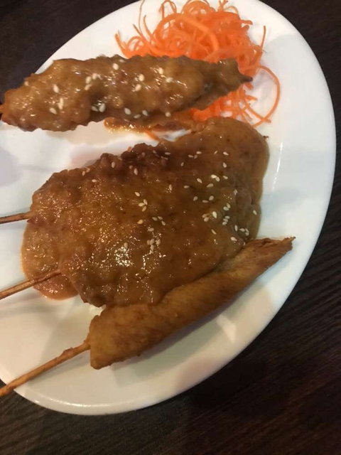 Authentic Thai Delight - Tourism Cairns 0