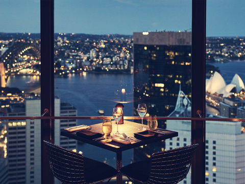 O Bar And Dining - Tourism Cairns 2