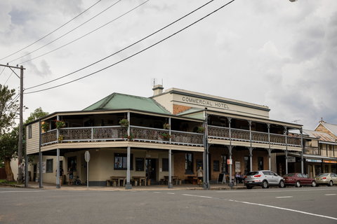 Commercial Hotel Morpeth - Tourism Cairns 0