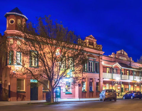 Culcairn Hotel - Tourism Cairns 0