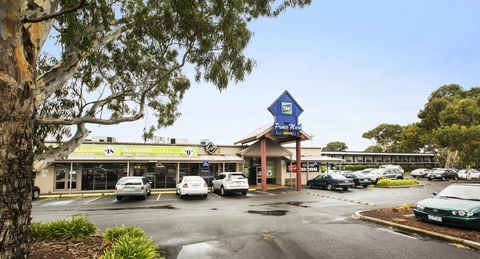 Prince Mark Hotel - Tourism Cairns 0