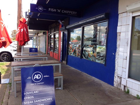 Mely & Me - Tourism Cairns 0