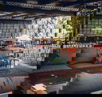 Mick O'Shea's - Tourism Cairns