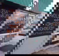 The Lunchbox on Pickering - Tourism Cairns