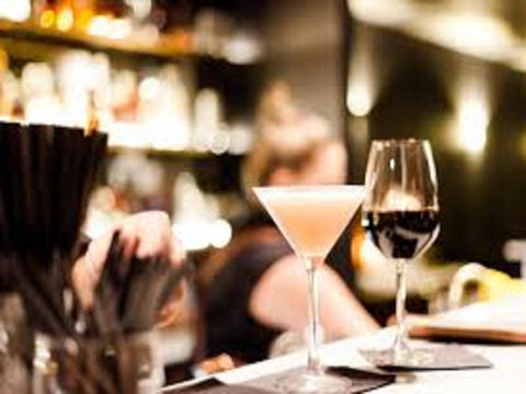 The Establishment Bar - Tourism Cairns 0