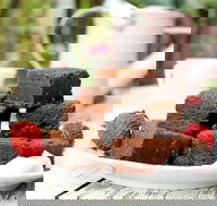 Dello Mano - Tourism Cairns