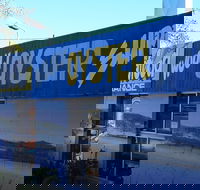 Wooli Oyster Supply and Seafood Co-op - Tourism Cairns