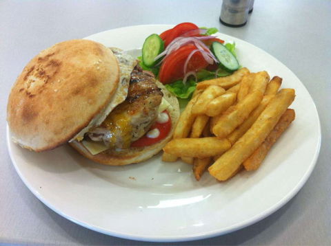 Francesco's Cafe & Bar - Tourism Cairns 0