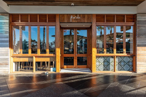 Parida Bondi - Tourism Cairns 0
