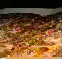 Drooley's Pizza Lounge - Tourism Cairns