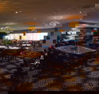 Gladstone Reef Hotel - Tourism Cairns
