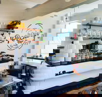 Peckish Cafe - Tourism Cairns