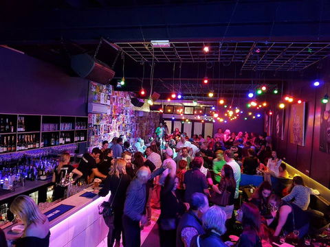 Piano Bar Geelong - Tourism Cairns 1