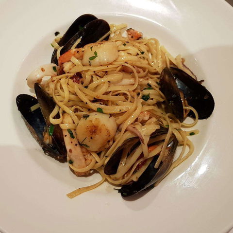 RST Seafood Restaurant - Tourism Cairns 0