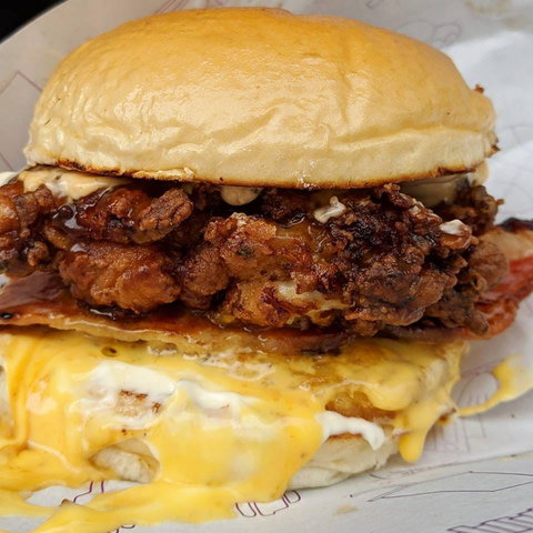 Sneaky Burger - Tourism Cairns 0