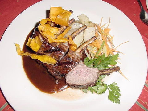 Stapleton's Restaurant - Tourism Cairns 0