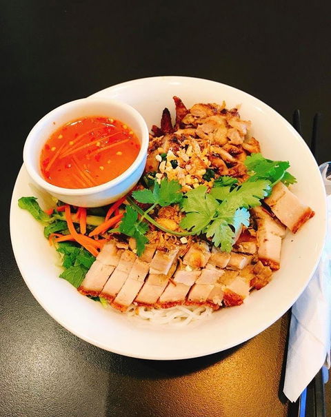 W&W Quan - Tourism Cairns 0