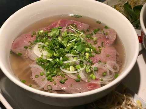 D'Viet House - Tourism Cairns 0