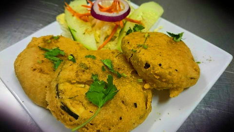 UTSAV Indian Restaurant - Tourism Cairns 0