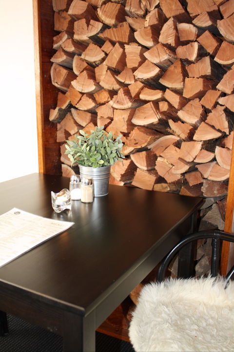 Criterion Bistro Crookwell - Tourism Cairns 1