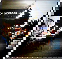 Bradlees on the Beach - Tourism Cairns