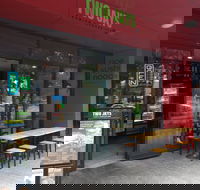 Two Jays Burger Joint - Sydney Olympic Park - Tourism Cairns