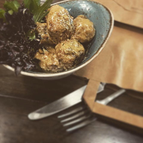 La Lupa Romana Ristorante And Pizzeria - Tourism Cairns 0