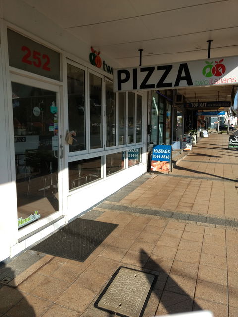 Two Italians Pizzeria - Tourism Cairns 0