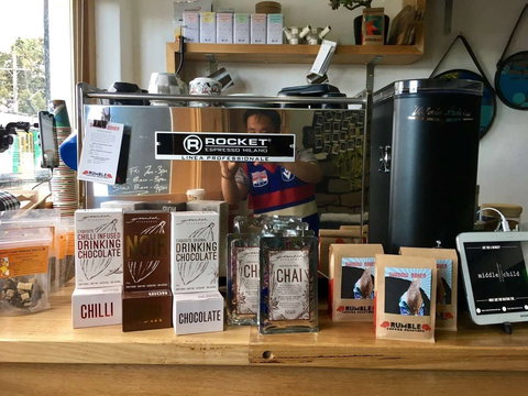 Middle Child - Tourism Cairns 0